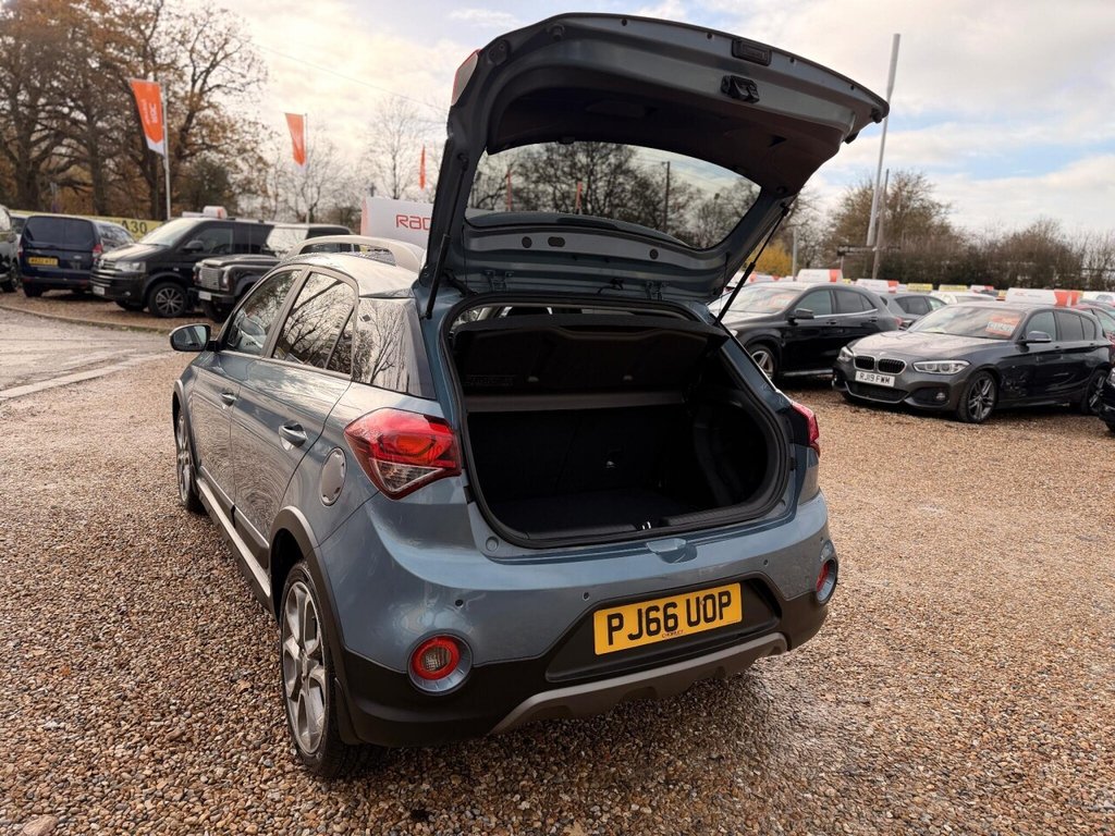 Used Hyundai i20 2016 for sale - 76848150: Photo 25