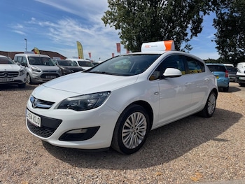 Used Vauxhall Astra 2015 for sale - 79481596: Photo