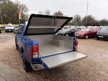 Used Toyota Hilux 2020 for sale - 76582858: Photo