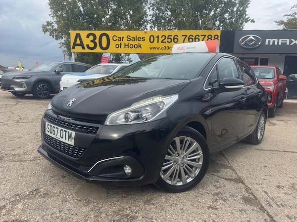 Used Peugeot 208 2017 for sale - 76285322: Photo 12