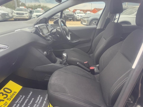 Used Peugeot 208 2017 for sale - 76285322: Photo 19