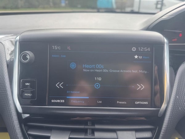 Used Peugeot 208 2017 for sale - 76285322: Photo 21