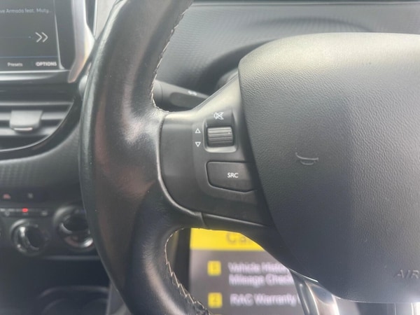 Used Peugeot 208 2017 for sale - 76285322: Photo 26
