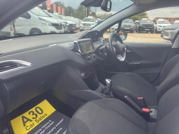 Used Peugeot 208 2017 for sale - 76285322: Photo 36