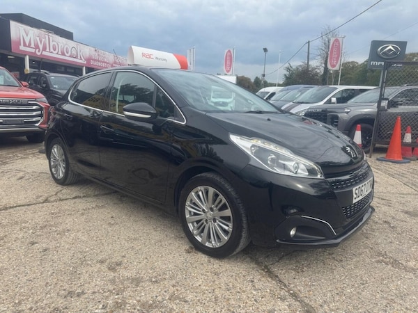 Used Peugeot 208 2017 for sale - 76285322: Photo 3