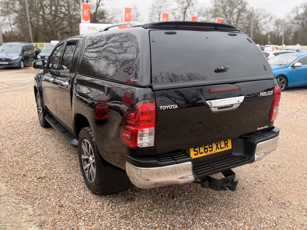 Used Toyota Hilux 2019 for sale - 77594604: Photo 19