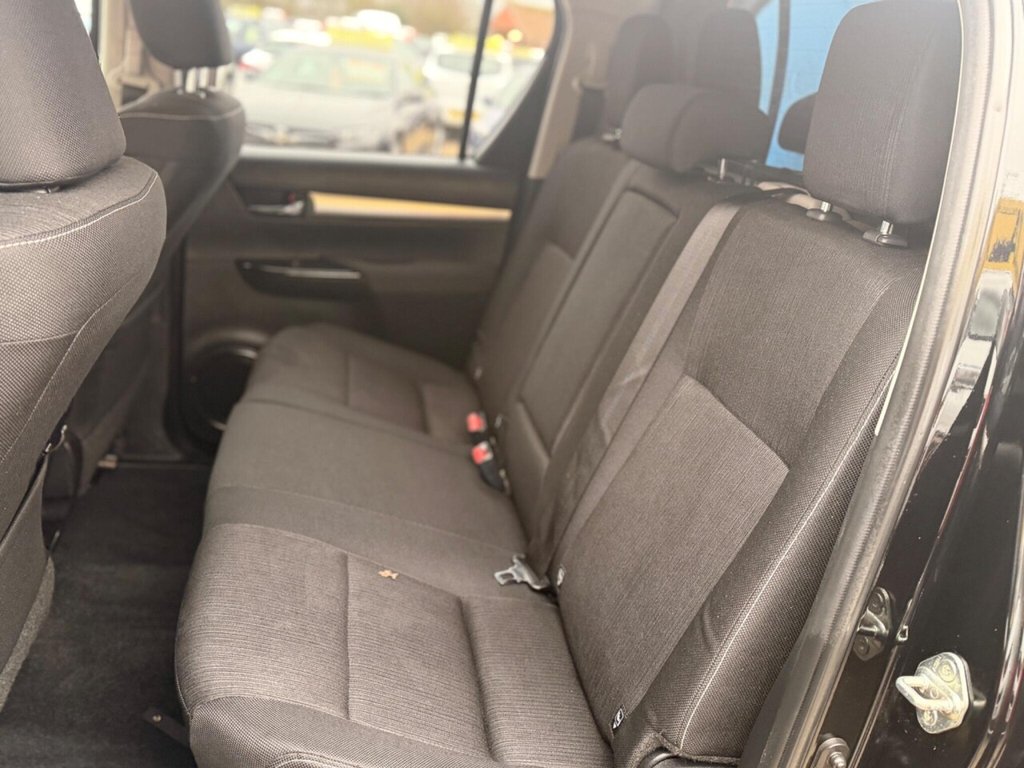 Used Toyota Hilux 2019 for sale - 77594604: Photo 44