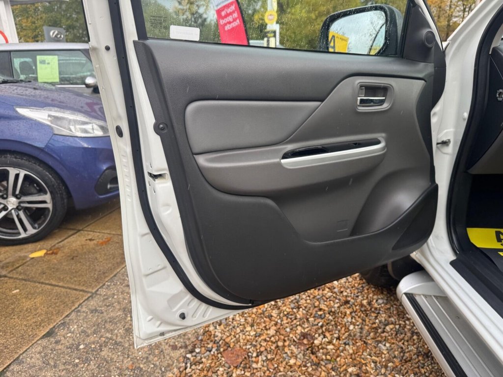 Used Mitsubishi L200 2017 for sale - 76429800: Photo 43