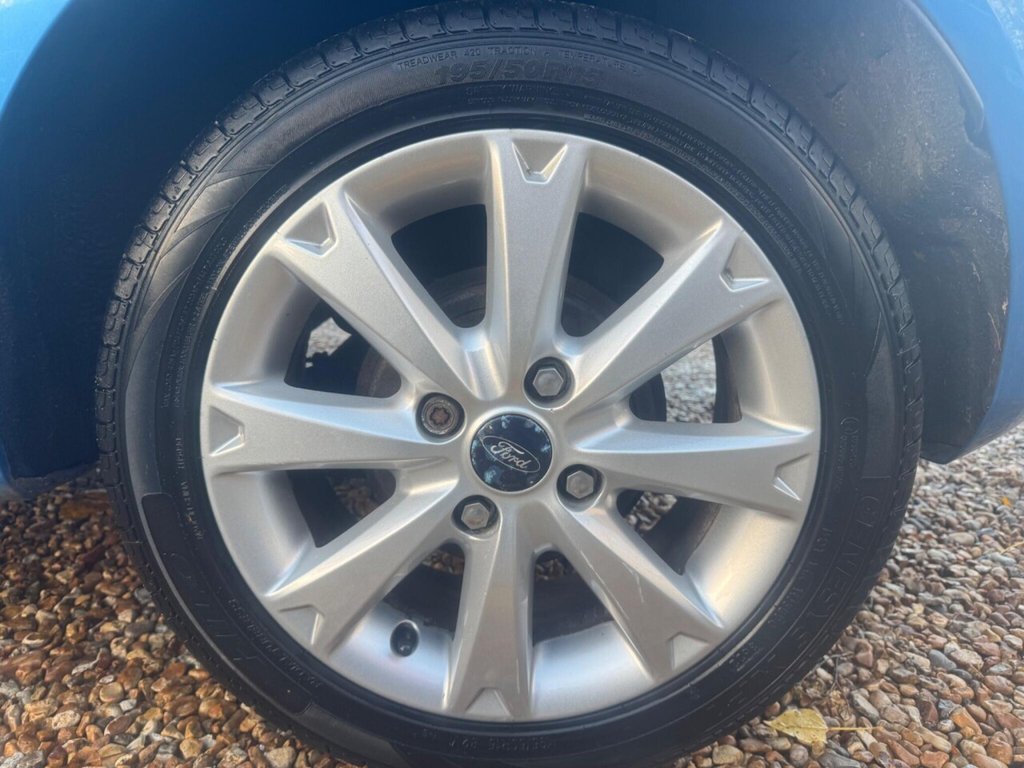 Used Ford Fiesta 2010 for sale - 76368193: Photo 13