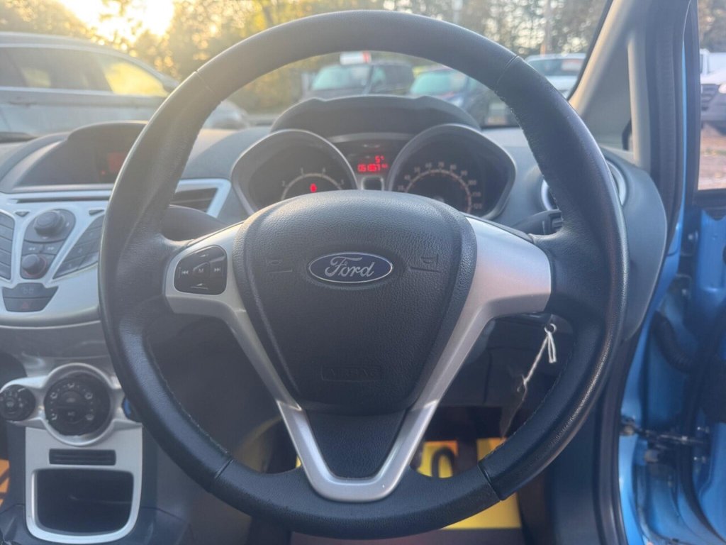 Used Ford Fiesta 2010 for sale - 76368193: Photo 24