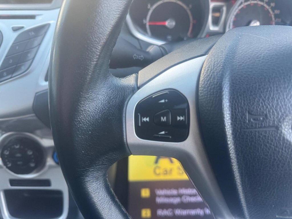 Used Ford Fiesta 2010 for sale - 76368193: Photo 32