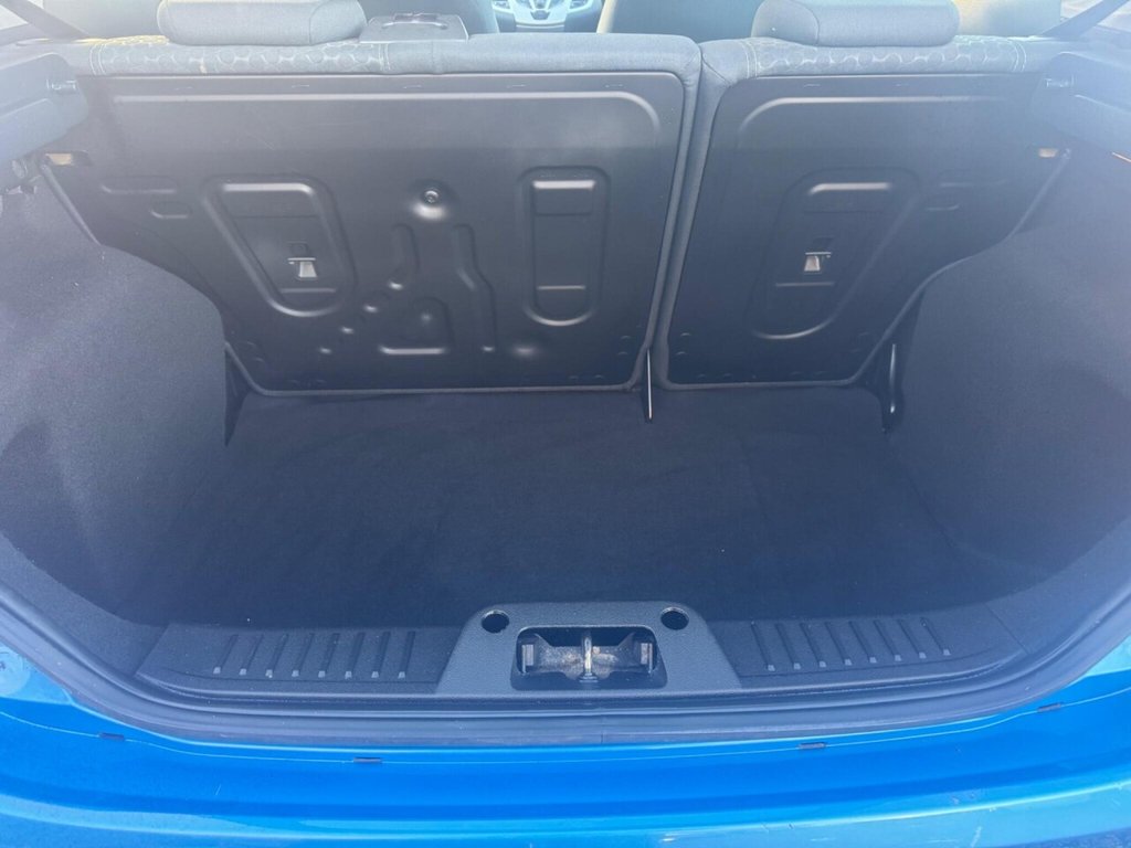 Used Ford Fiesta 2010 for sale - 76368193: Photo 42