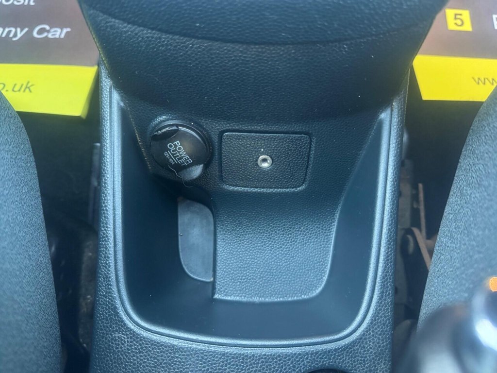 Used Ford Fiesta 2010 for sale - 76368193: Photo 43