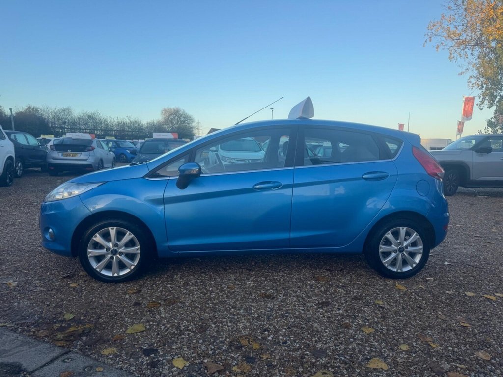 Used Ford Fiesta 2010 for sale - 76368193: Photo 7