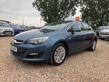 Used Vauxhall Astra 2015 for sale - 78525384: Photo