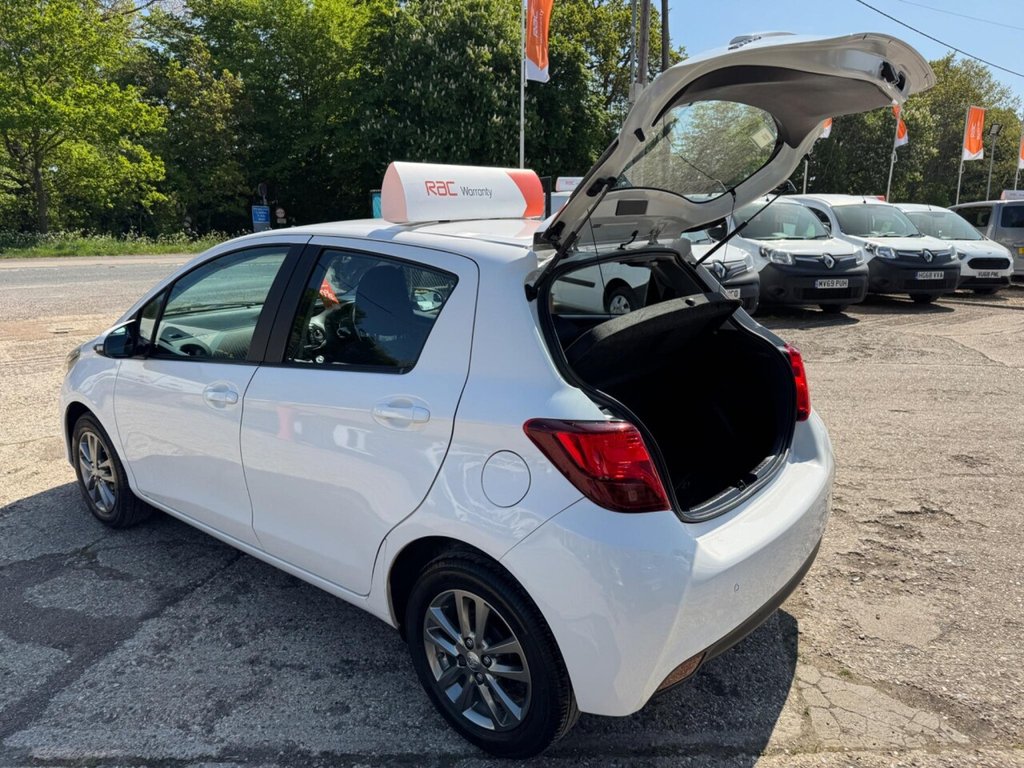 Used Toyota Yaris 2014 for sale - 76285271: Photo 28