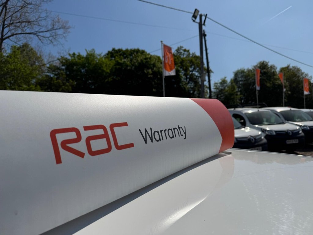 Used Toyota Yaris 2014 for sale - 76285271: Photo 31