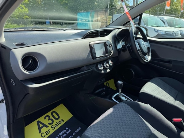 Used Toyota Yaris 2014 for sale - 76285271: Photo 33