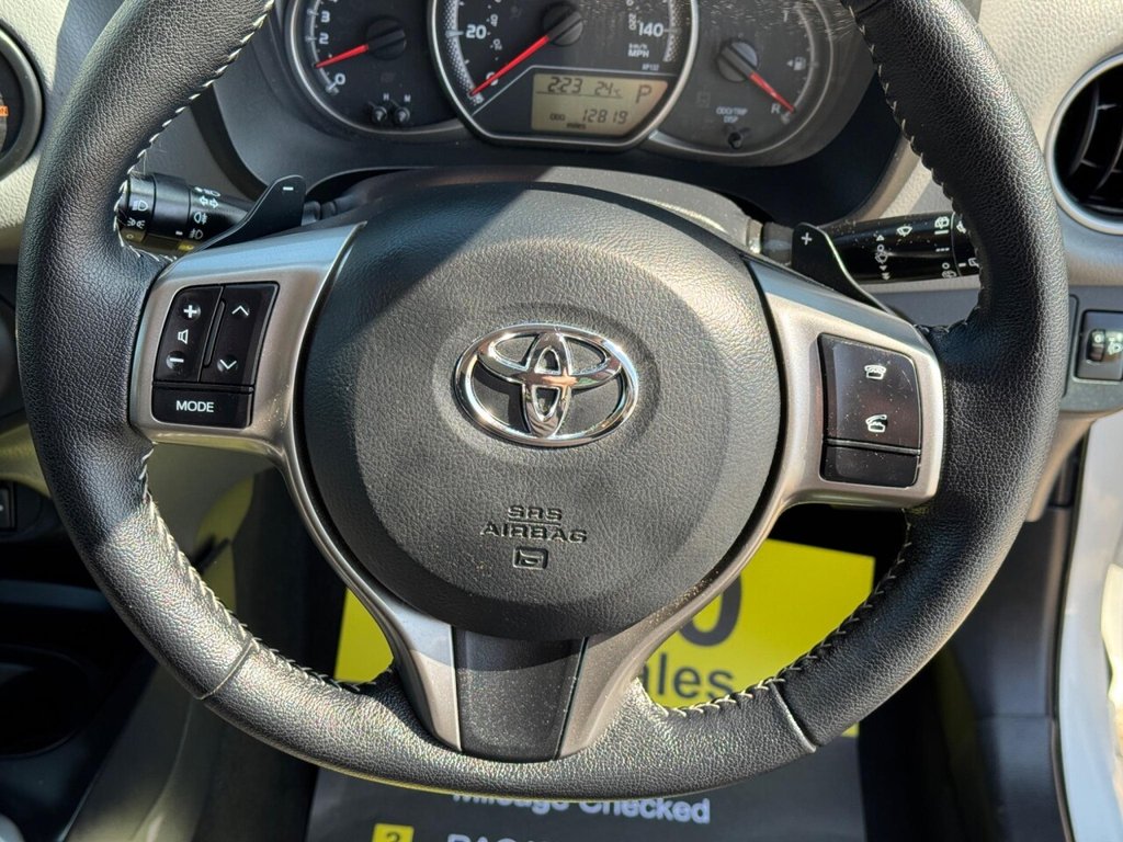 Used Toyota Yaris 2014 for sale - 76285271: Photo 45