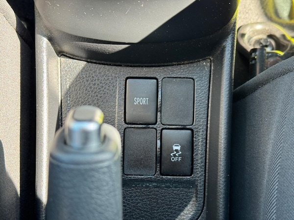 Used Toyota Yaris 2014 for sale - 76285271: Photo 46