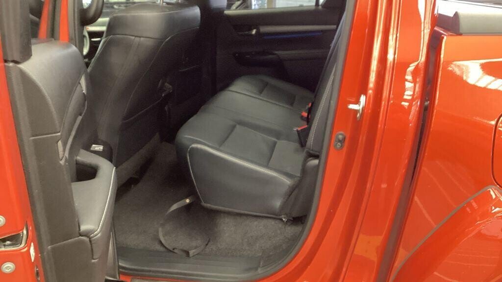 Used Toyota Hilux 2023 for sale - 78030559: Photo 16