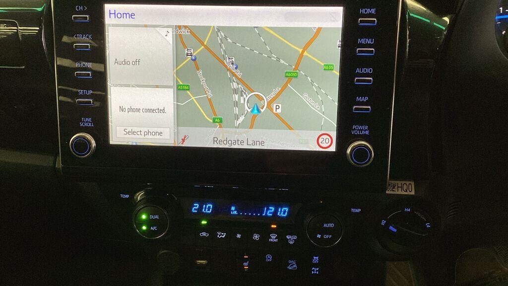 Used Toyota Hilux 2023 for sale - 78030559: Photo 19