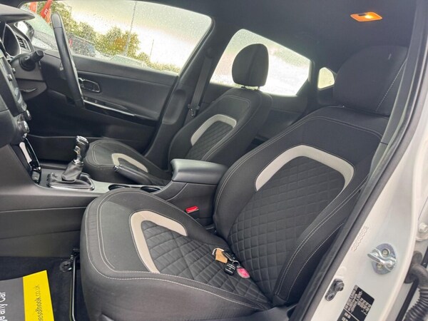 Used Kia Ceed 2018 for sale - 76266528: Photo 37