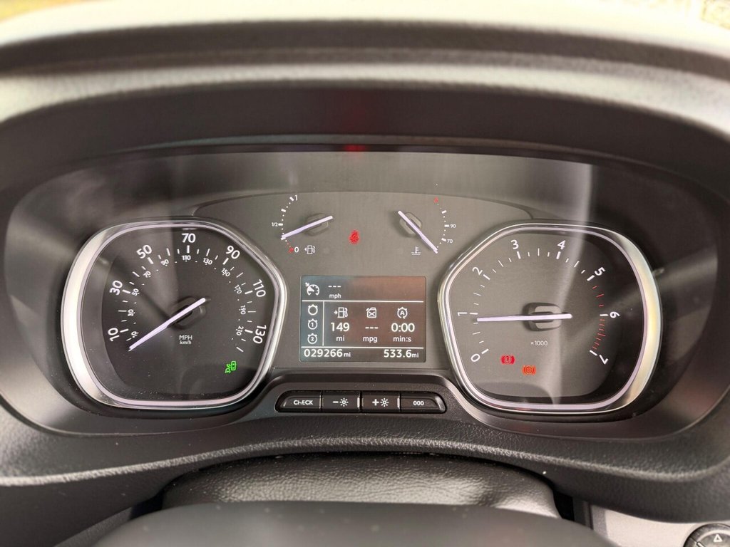 Used Peugeot Expert 2019 for sale - 76632340: Photo 47