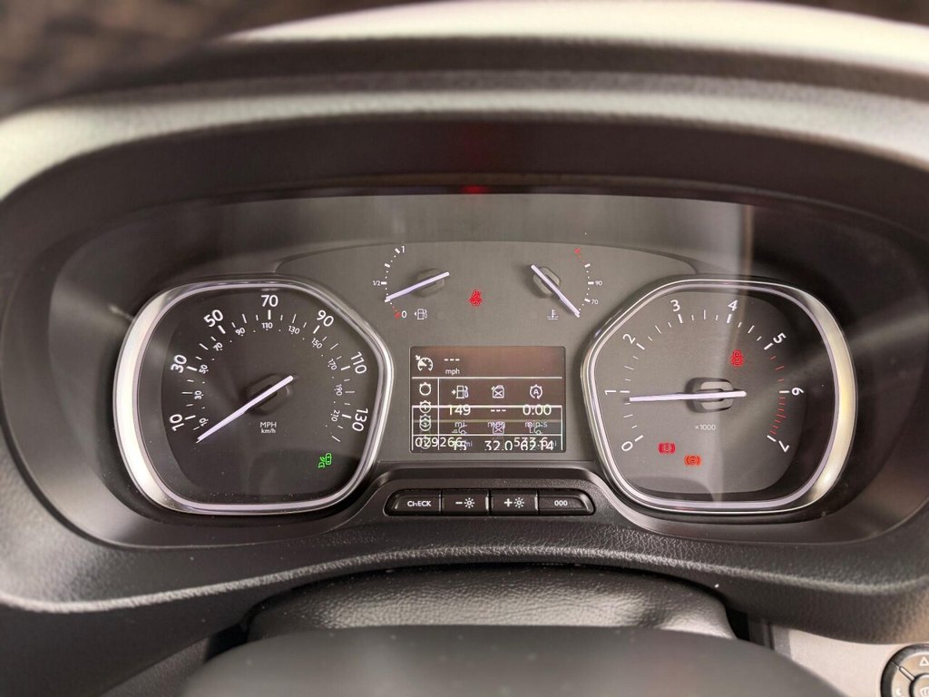 Used Peugeot Expert 2019 for sale - 76632340: Photo 48