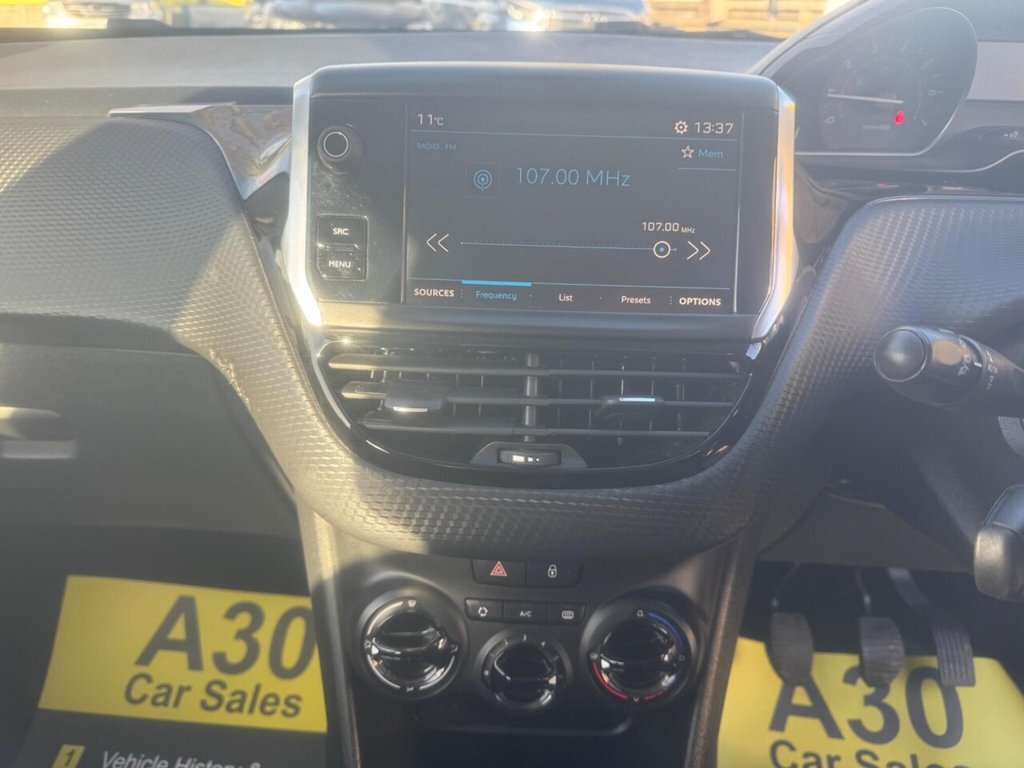 Used Peugeot 208 2018 for sale - 76710978: Photo 27