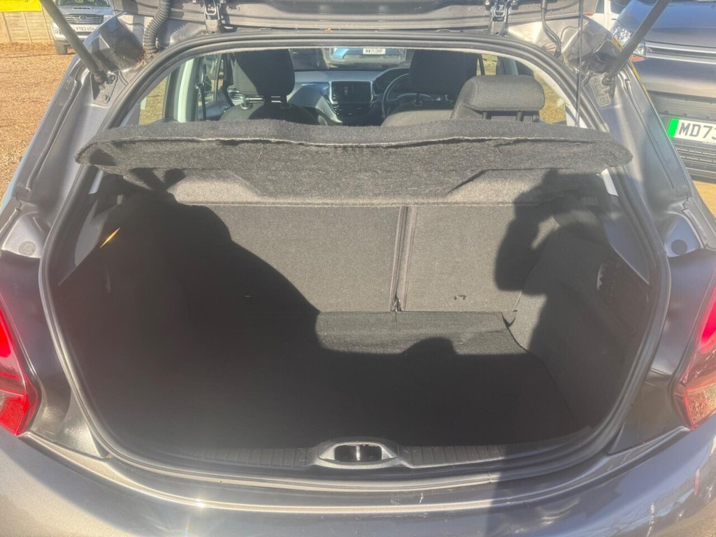 Used Peugeot 208 2018 for sale - 76710978: Photo 33