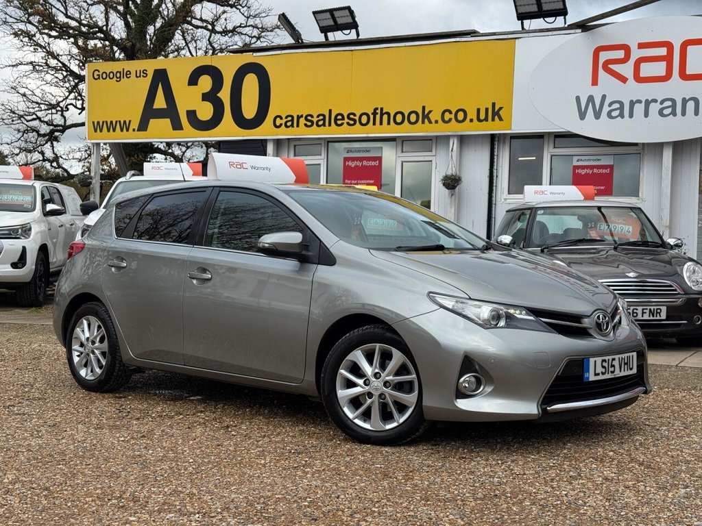 Used Toyota Auris 2015 for sale - 76496486: Photo 1