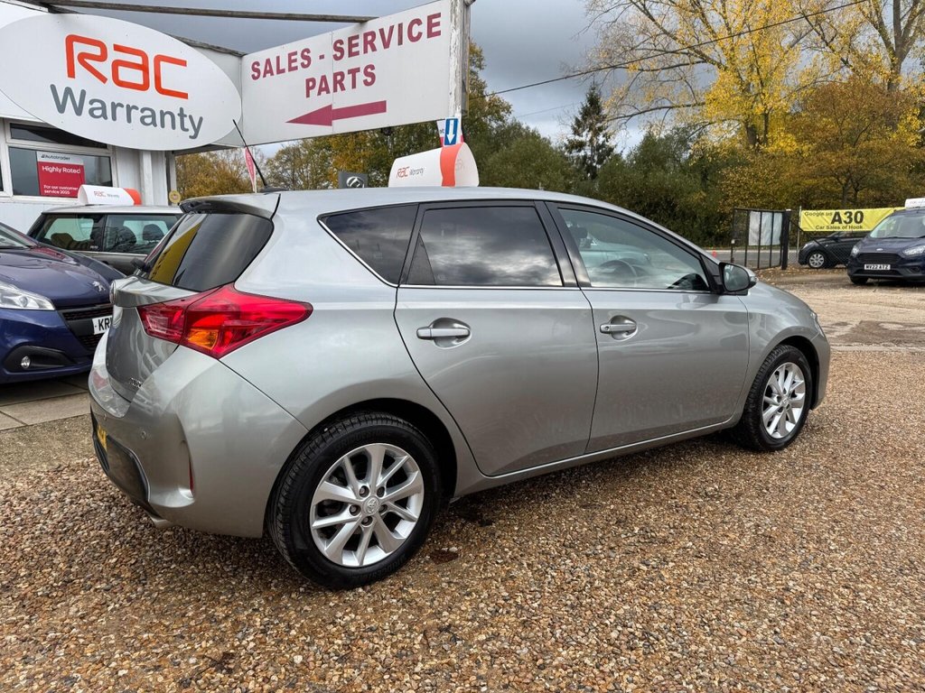 Used Toyota Auris 2015 for sale - 76496486: Photo 12