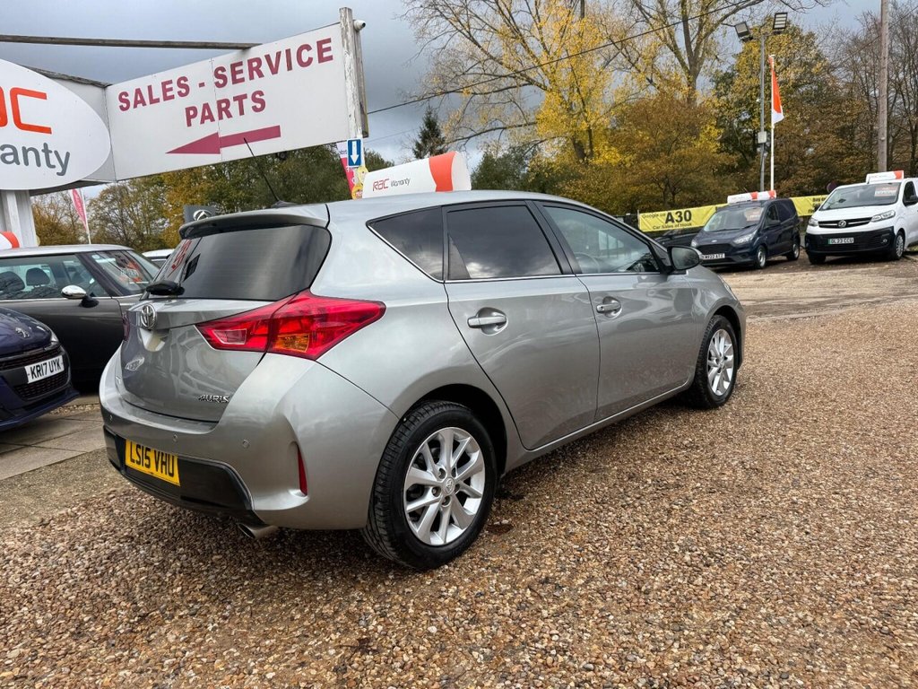 Used Toyota Auris 2015 for sale - 76496486: Photo 15