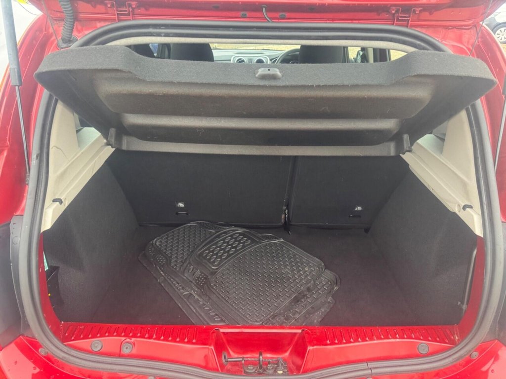 Used Dacia Sandero Stepway 2016 for sale - 77153415: Photo 31