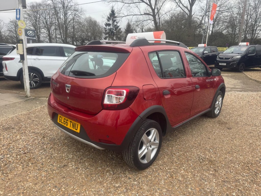Used Dacia Sandero Stepway 2016 for sale - 77153415: Photo 9