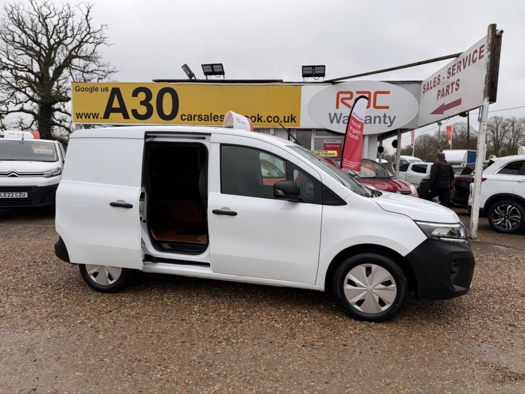 Used Nissan Other 2023 for sale - 77693367: Photo 15