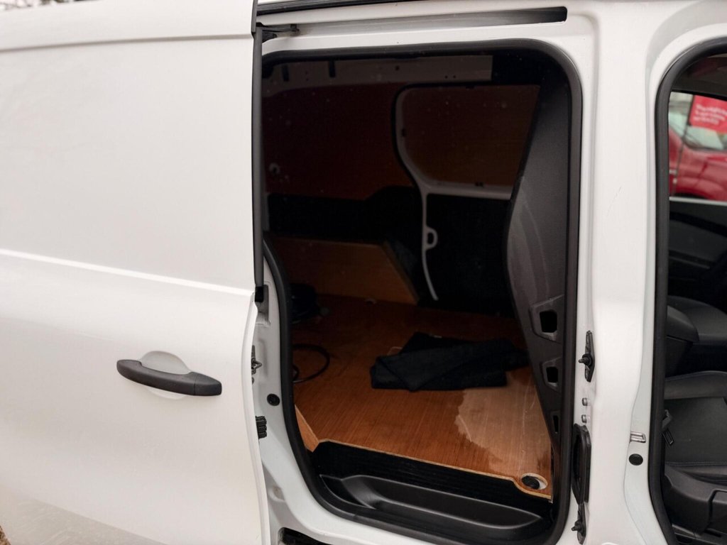 Used Nissan Other 2023 for sale - 77693367: Photo 17