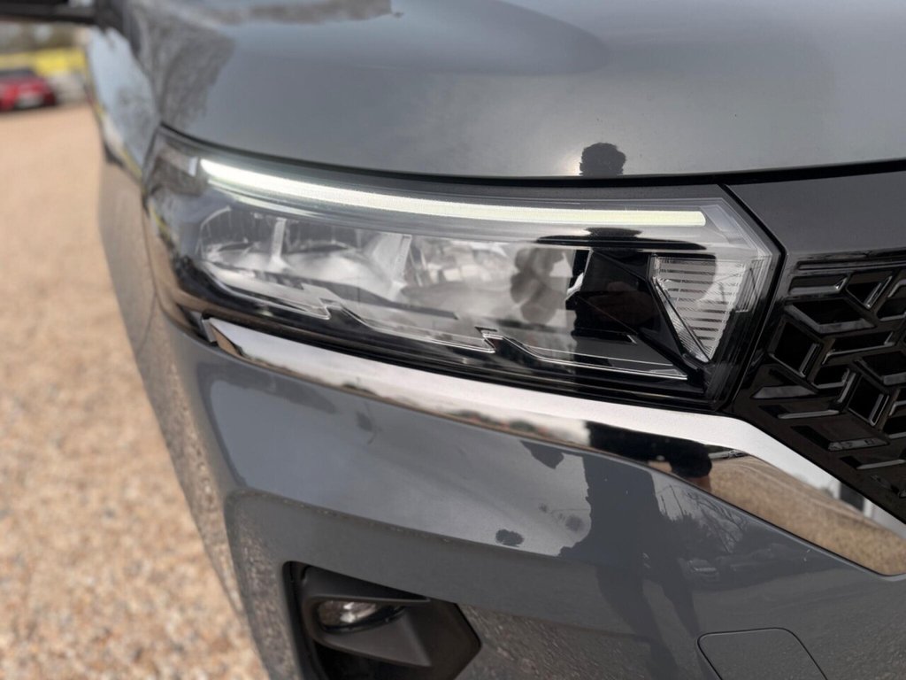 Used Nissan Other 2023 for sale - 78181810: Photo 40