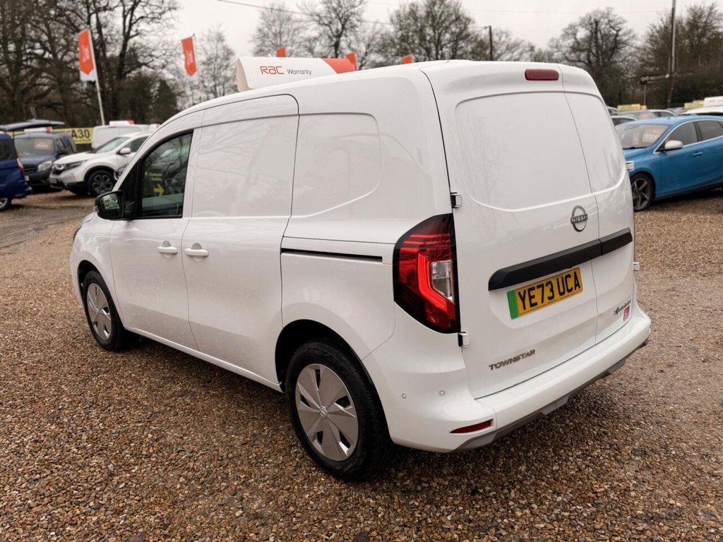 Used Nissan Other 2023 for sale - 77608885: Photo 18