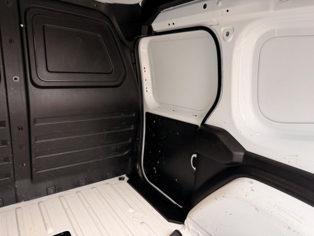 Used Nissan Other 2023 for sale - 77608885: Photo 32