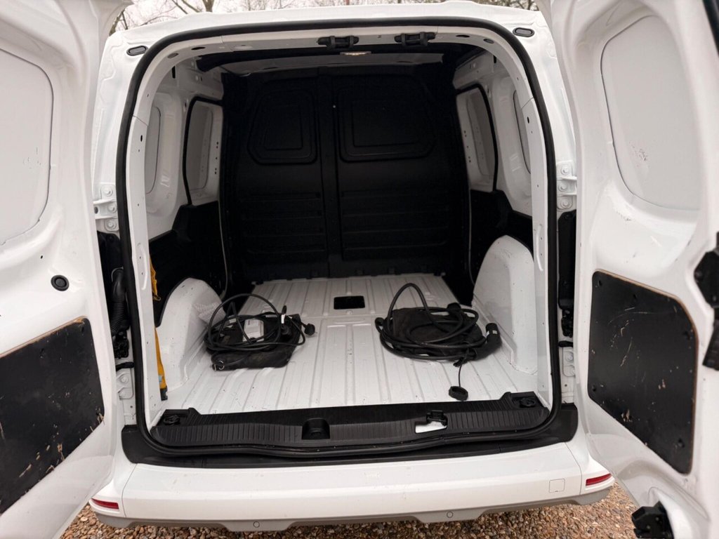 Used Nissan Other 2023 for sale - 77608885: Photo 34