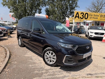 Used Ford Tourneo Connect 2023 for sale - 79182776: Photo