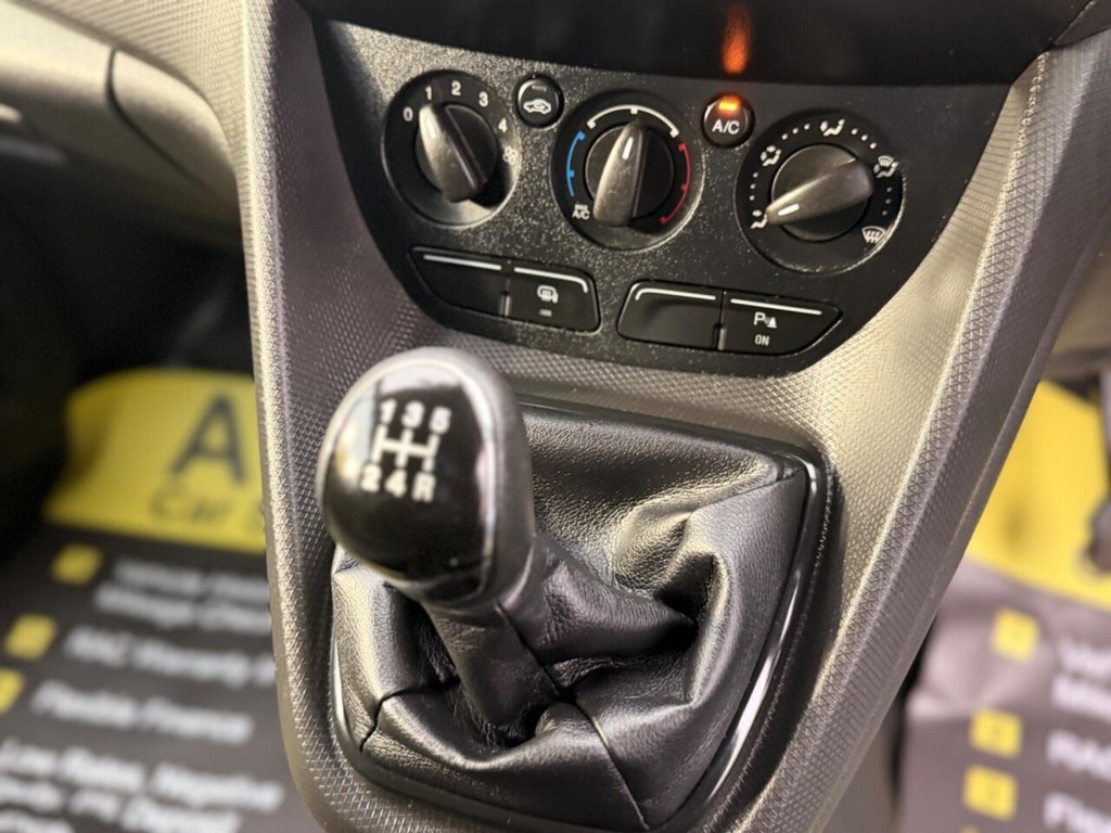 Used Ford Transit Connect 2017 for sale - 77780613: Photo 39