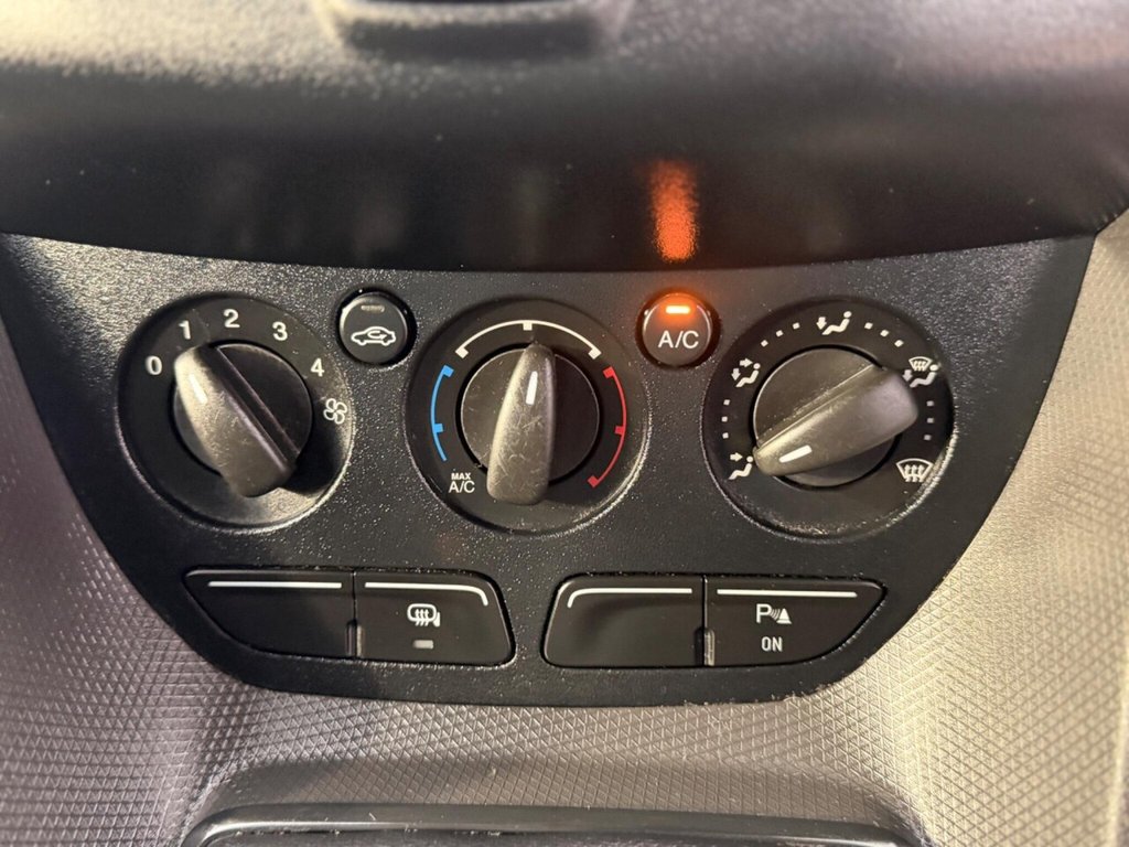 Used Ford Transit Connect 2017 for sale - 77780613: Photo 40
