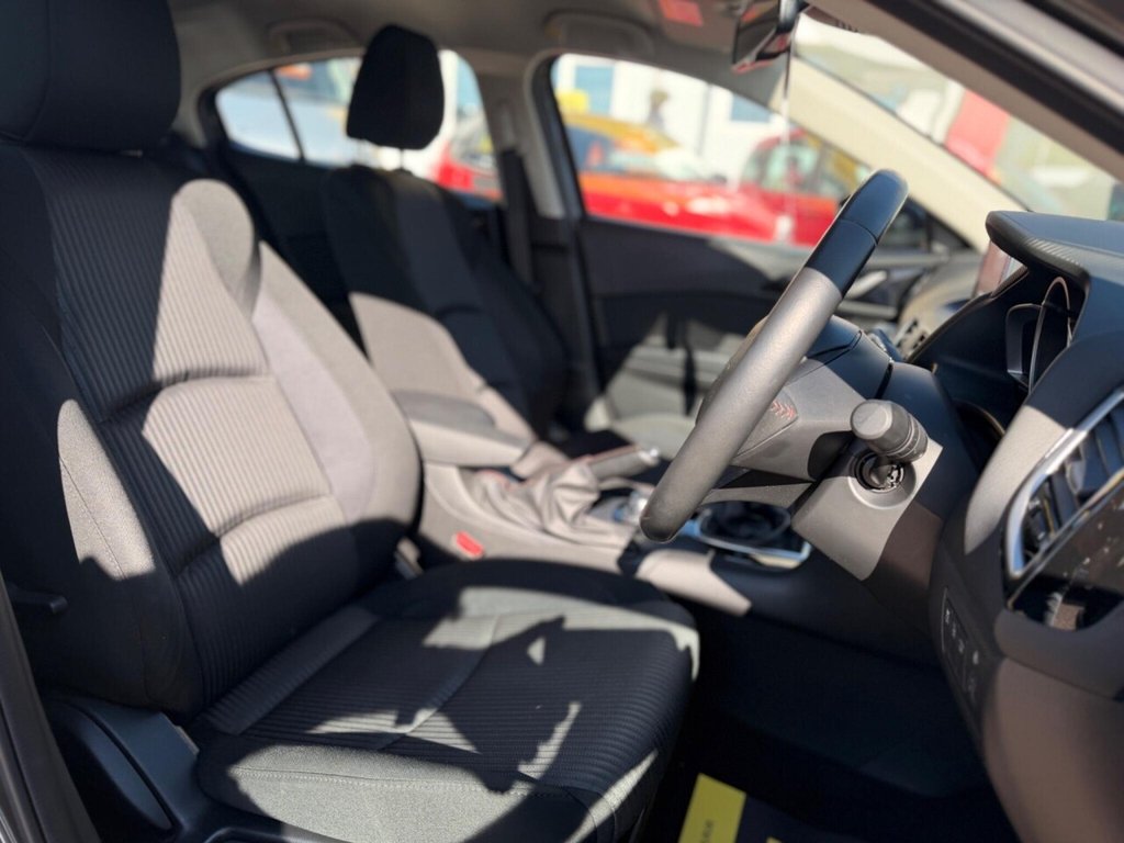 Used Mazda Mazda3 2016 for sale - 78110764: Photo 25