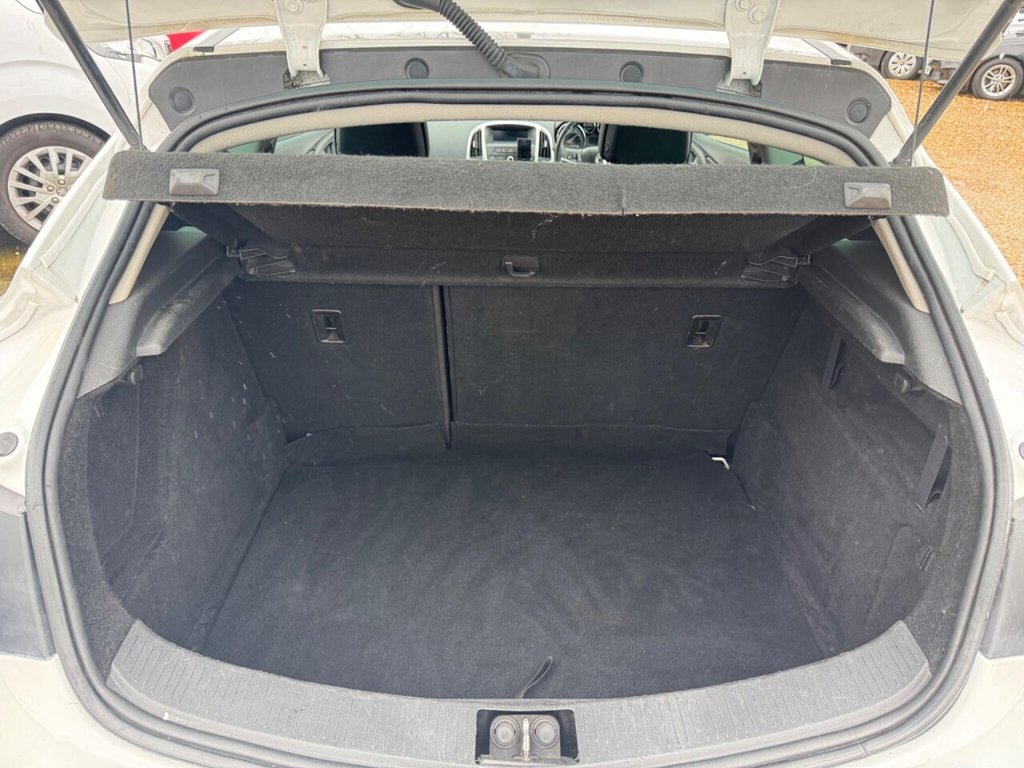 Used Vauxhall Astra GTC 2016 for sale - 77477632: Photo 31