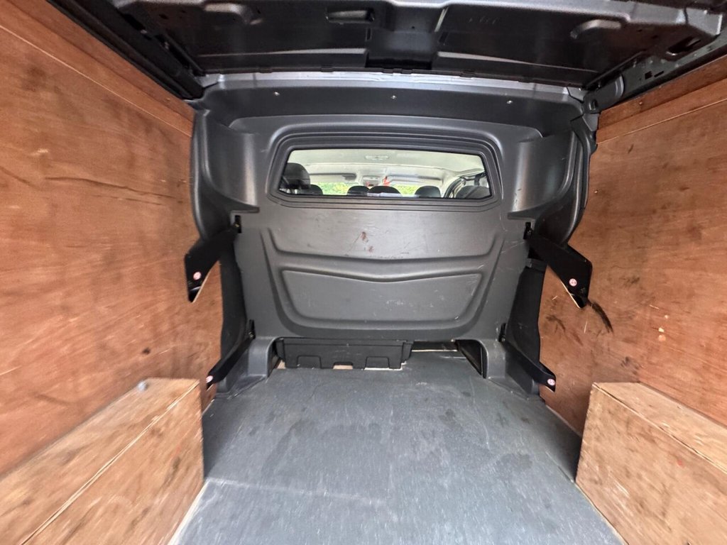 Used Vauxhall Vivaro 2019 for sale - 76267231: Photo 40