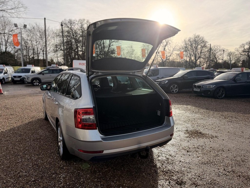 Used Skoda Octavia 2017 for sale - 77133658: Photo 32