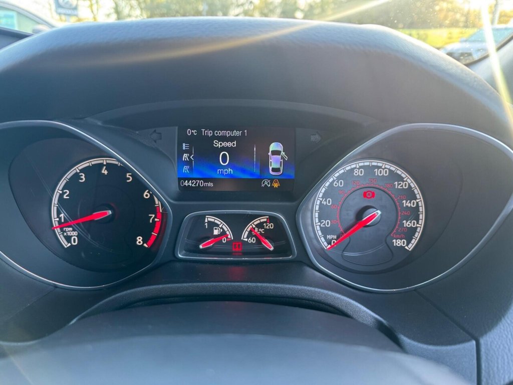 Used Ford Focus 2017 for sale - 76711274: Photo 16